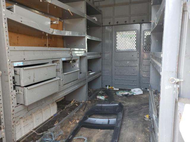 1N6BF0LY8KN806700 - 2019 NISSAN NV 2500 S Weiß Foto 11