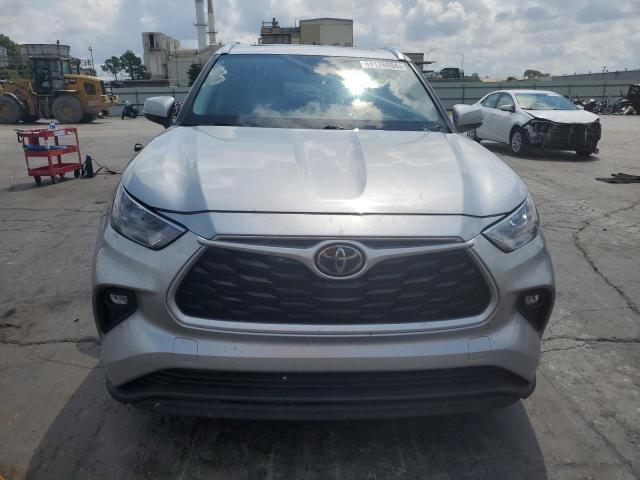 5TDGZRAHXLS502755 - 2020 TOYOTA HIGHLANDER XLE SILVER photo 5