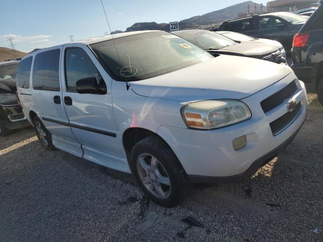 1GBDV13W17D213975 - 2007 CHEVROLET UPLANDER INCOMPLETE WHITE photo 4