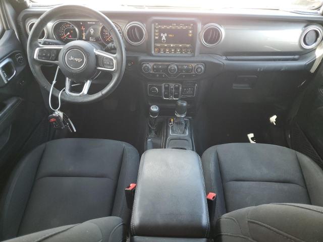 1C4HJXEG3JW203459 - 2018 JEEP WRANGLER U SAHARA SILVER photo 8