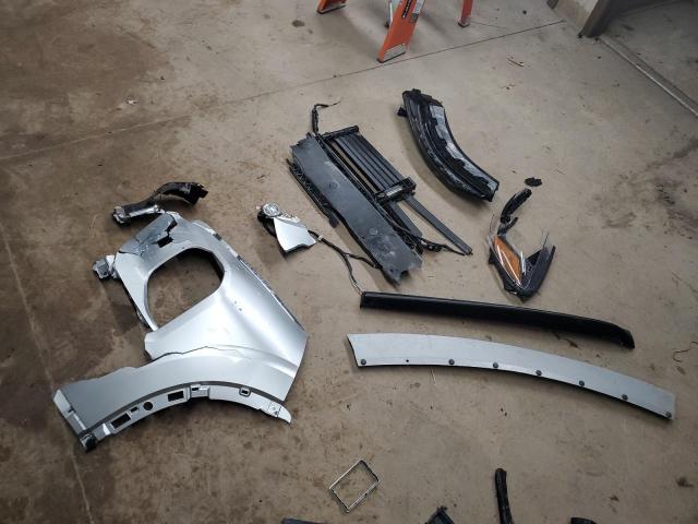 JA4J4VA8XRZ078766 - 2024 MITSUBISHI OUTLANDER SE 银色 照片 13