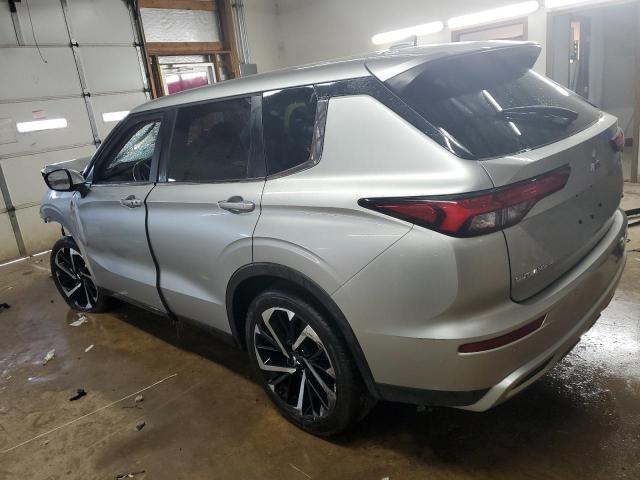 JA4J4VA8XRZ078766 - 2024 MITSUBISHI OUTLANDER SE 银色 照片 2