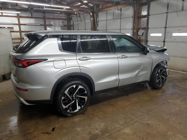 JA4J4VA8XRZ078766 - 2024 MITSUBISHI OUTLANDER SE 银色 照片 3