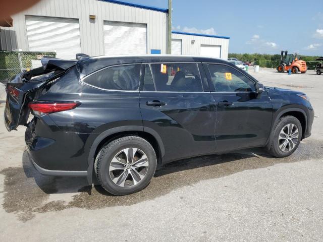 5TDGZRBH2NS587074 - 2022 TOYOTA HIGHLANDER XLE BLACK photo 3