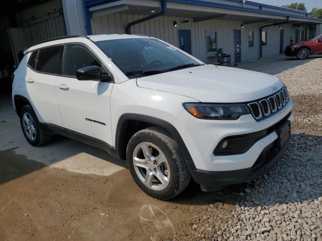 3C4NJDBN3PT561907 - 2023 JEEP COMPASS LATITUDE Blanc photo 4