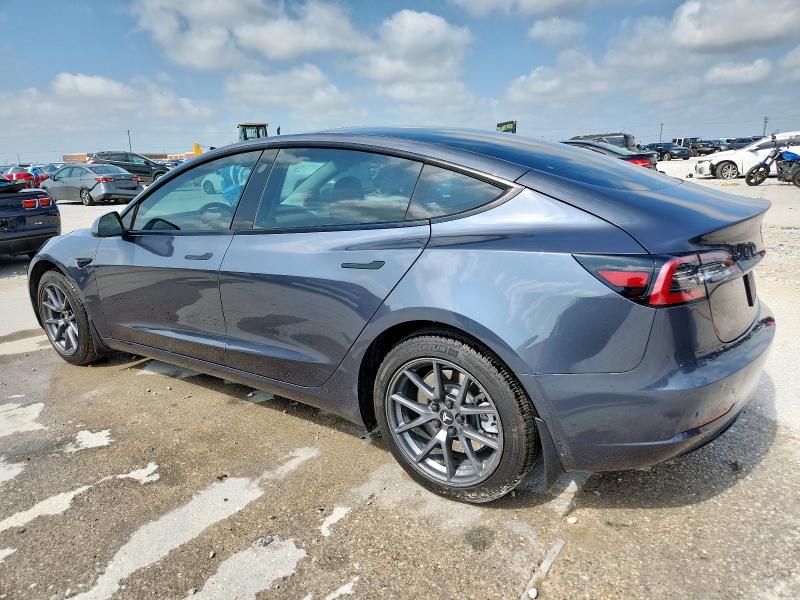 5YJ3E1EA9PF429090 - 2023 TESLA MODEL 3 CHARCOAL photo 2
