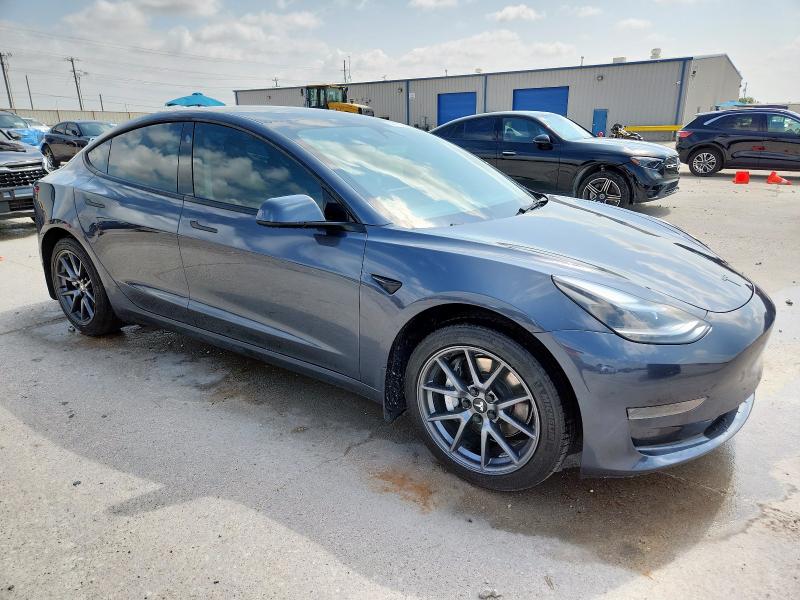 5YJ3E1EA9PF429090 - 2023 TESLA MODEL 3 CHARCOAL photo 4