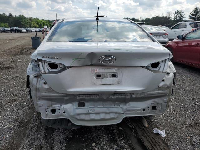 3KPC24A65LE120003 - 2020 HYUNDAI ACCENT SE SILVER photo 6