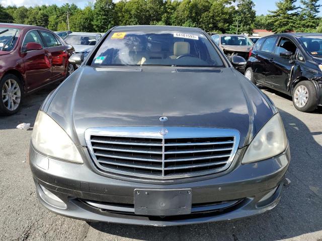 WDDNG86X17A117410 - 2007 MERCEDES-BENZ S 550 4MATIC GRAY photo 5