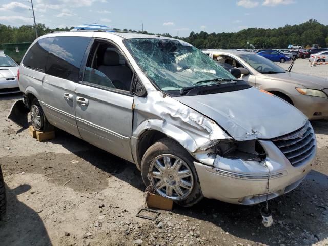 2A8GP64L96R809439 - 2006 CHRYSLER TOWN & COU LIMITED SILVER photo 4