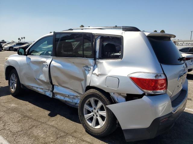 5TDZK3EH5CS073948 - 2012 TOYOTA HIGHLANDER BASE SILVER photo 2