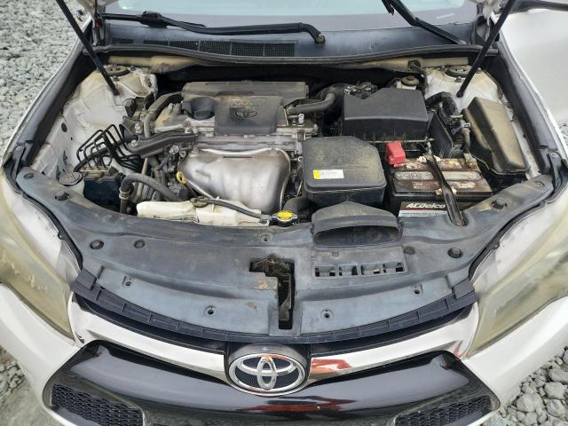 4T1BF1FK1FU111465 - 2015 TOYOTA CAMRY LE WHITE photo 11