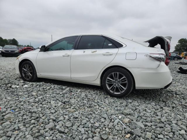 4T1BF1FK1FU111465 - 2015 TOYOTA CAMRY LE WHITE photo 2