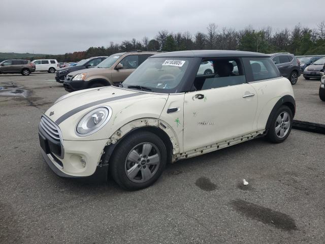 2014 MINI COOPER, 