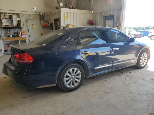 1VWAP7A32EC004832 - 2014 VOLKSWAGEN PASSAT S BLUE photo 3