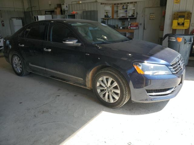1VWAP7A32EC004832 - 2014 VOLKSWAGEN PASSAT S BLUE photo 4