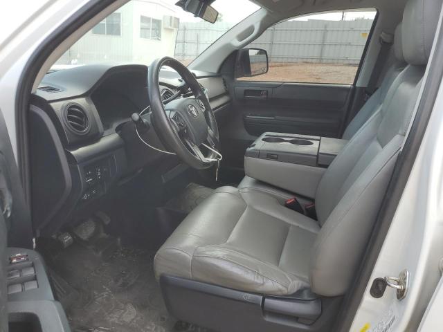 5TFUW5F18JX730759 - 2018 TOYOTA TUNDRA DOUBLE CAB SR/SR5 WHITE photo 7