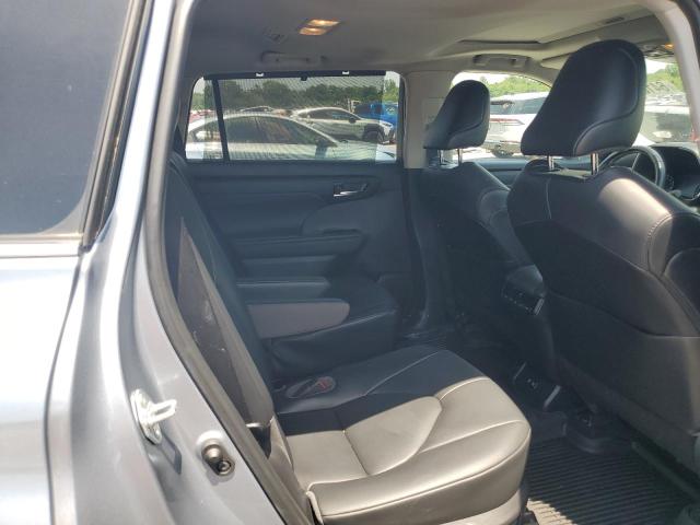 5TDHZRBH2MS090349 - 2021 TOYOTA HIGHLANDER XLE Gümüş foto 11