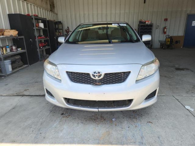 2T1BU4EE8AC525937 - 2010 TOYOTA COROLLA BASE SILVER photo 5