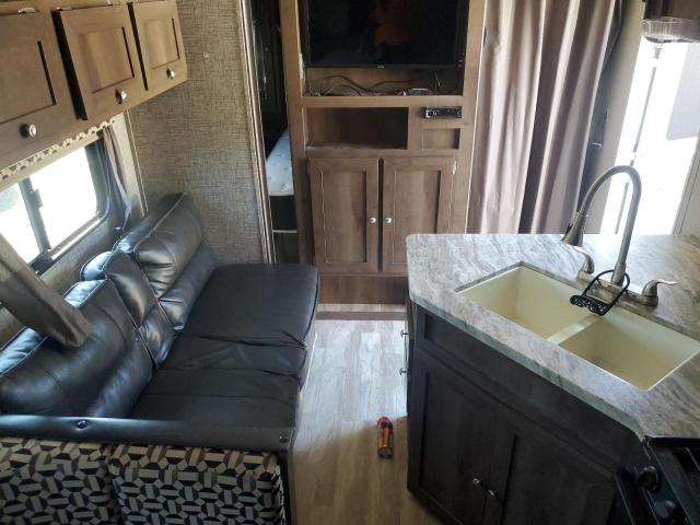 5ZT2SSWB5JE011814 - 2018 FORS TRAILER 白色 照片 7