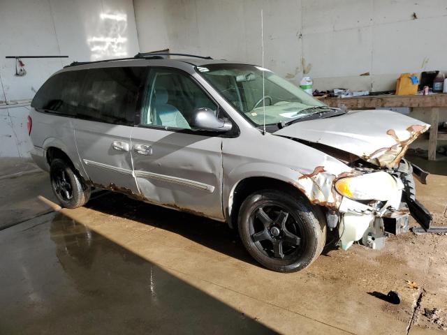 2C4GP54L05R468318 - 2005 CHRYSLER TOWN & COU TOURING SILVER photo 4