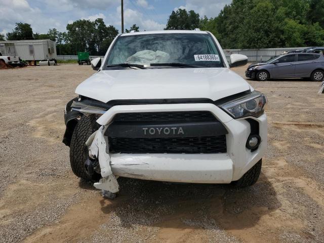 JTEZU5JR5J5189945 - 2018 TOYOTA 4RUNNER SR5 白色 照片 5