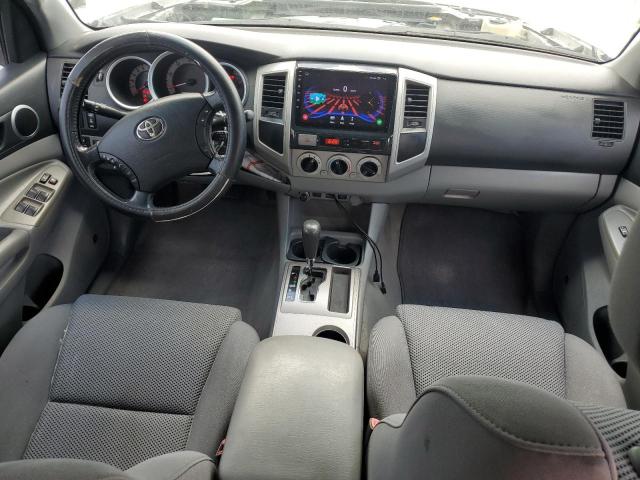 3TMJU4GN7BM122596 - 2011 TOYOTA TACOMA DOUBLE CAB PRERUNNER SILVER photo 8