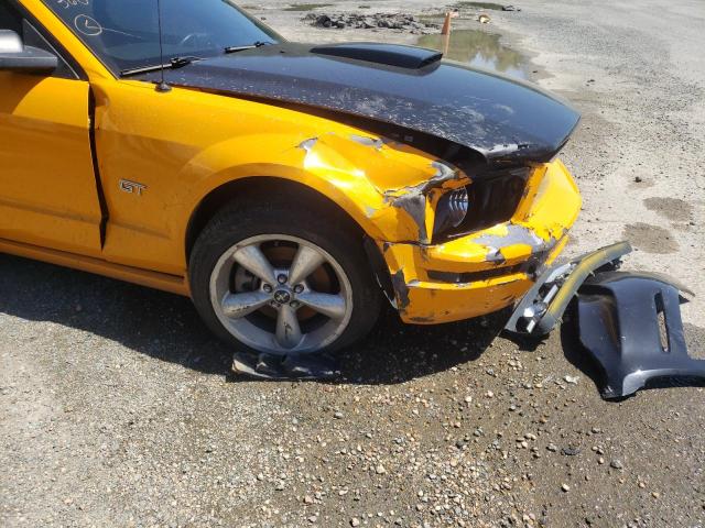 1ZVFT82H675218389 - 2007 FORD MUSTANG GT ORANGE photo 9