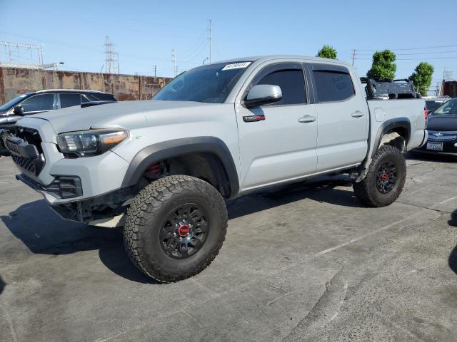 5TFCZ5AN4HX118615 - 2017 TOYOTA TACOMA DOUBLE CAB GRAY photo 1