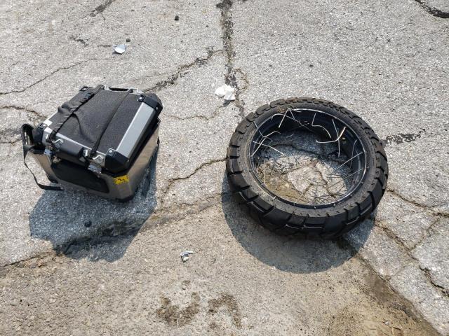 WB10J5300KZF78278 - 2019 BMW R 1250 GS ADVENTURE GRAY photo 8