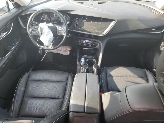 LRBFZNR42ND028187 - 2022 BUICK ENVISION ESSENCE WHITE photo 8