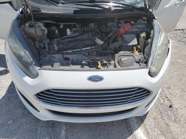 3FADP4BJ4KM156137 - 2019 FORD FIESTA SE WHITE photo 11