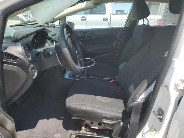 3FADP4BJ4KM156137 - 2019 FORD FIESTA SE WHITE photo 7