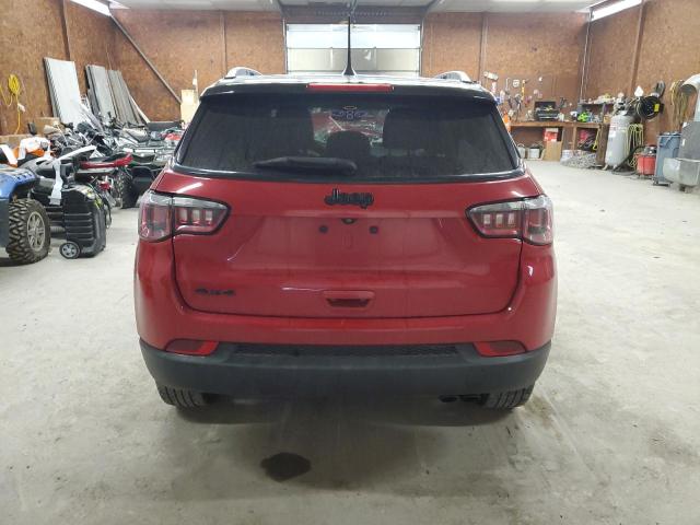 3C4NJDBB9JT395079 - 2018 JEEP COMPASS LATITUDE كستنائي صورة 6