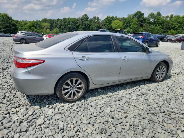 4T1BF1FK9FU097721 - 2015 TOYOTA CAMRY LE Gümüş foto 3