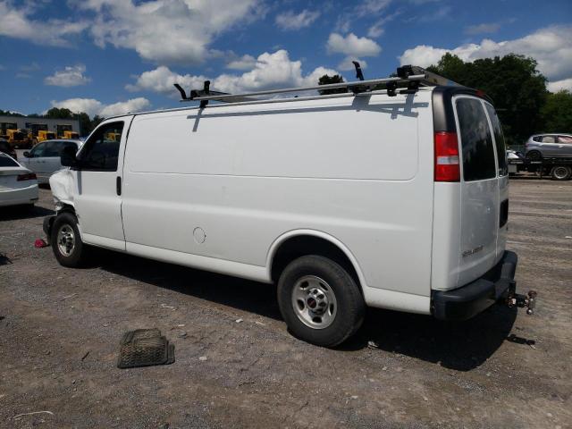 1GTZ7HFG3J1166143 - 2018 GMC SAVANA G3500 WHITE photo 2