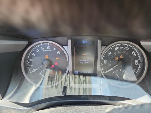 5TFAZ5CNXJX059211 - 2018 TOYOTA TACOMA DOUBLE CAB ნაცრისფერი ფოტო 9