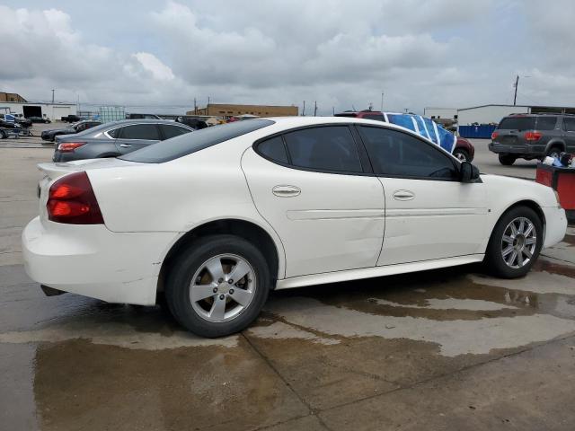 2G2WP552281169695 - 2008 PONTIAC GRAND PRIX 白色 照片 3