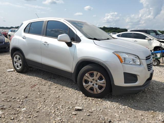 KL7CJKSB4GB655083 - 2016 CHEVROLET TRAX LS SILVER photo 4