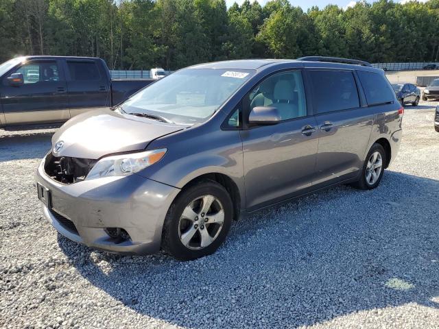 2014 TOYOTA SIENNA LE, 