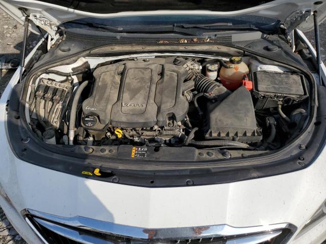 1G4ZN5SS9KU108130 - 2019 BUICK LACROSSE PREFERRED WHITE photo 11