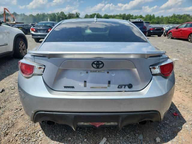 JF1ZNAA10F9704134 - 2015 TOYOTA SCION FR-S SILVER photo 6