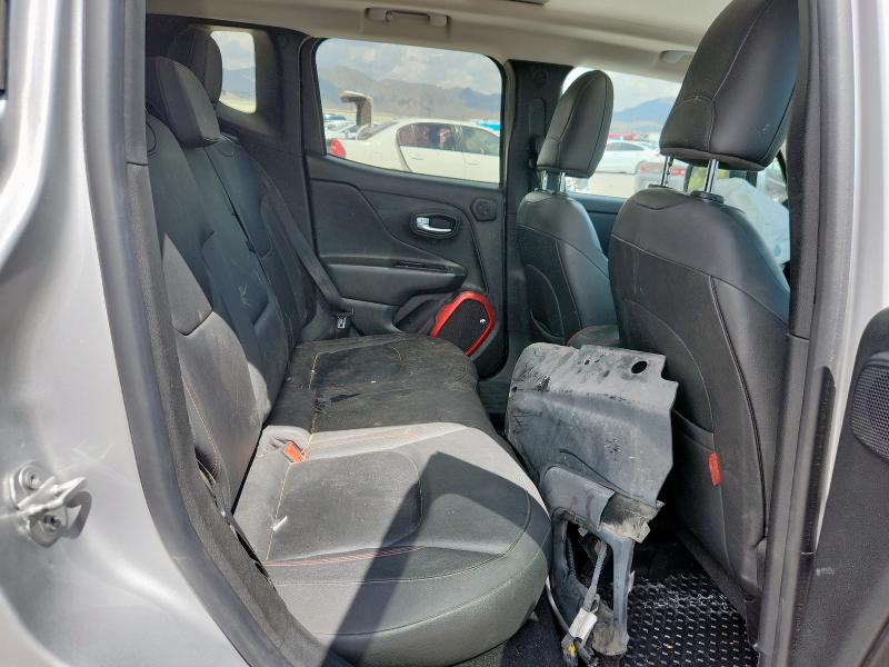 ZACNJBC19KPK01473 - 2019 JEEP RENEGADE TRAILHAWK 银色 照片 10