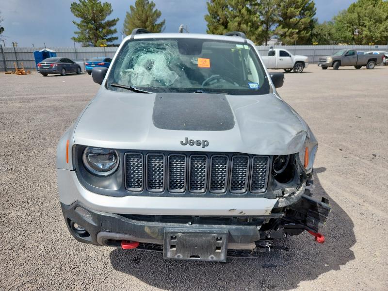 ZACNJBC19KPK01473 - 2019 JEEP RENEGADE TRAILHAWK 银色 照片 5
