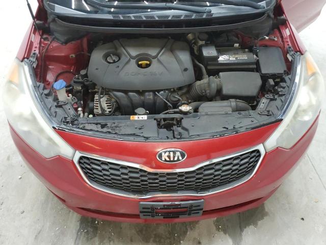 KNAFK4A67G5486024 - 2016 KIA FORTE LX RED photo 11