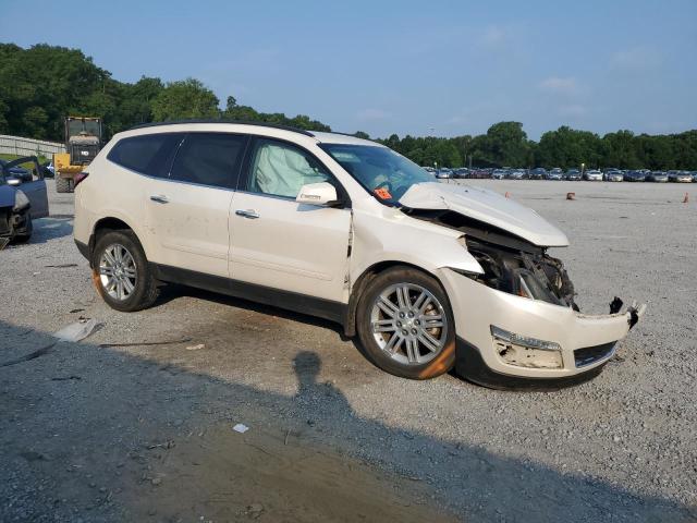 1GNKVGKD0FJ306564 - 2015 CHEVROLET TRAVERSE LT WHITE photo 4