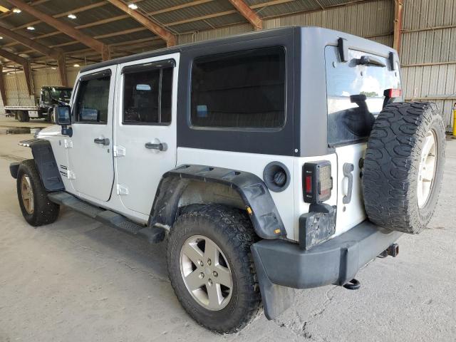 1C4BJWKG0HL635507 - 2017 JEEP WRANGLER U SPORT Biały zdjęcie 2