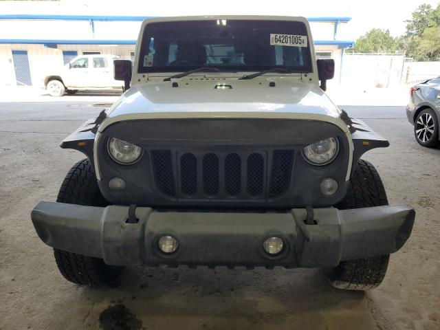 1C4BJWKG0HL635507 - 2017 JEEP WRANGLER U SPORT Biały zdjęcie 5