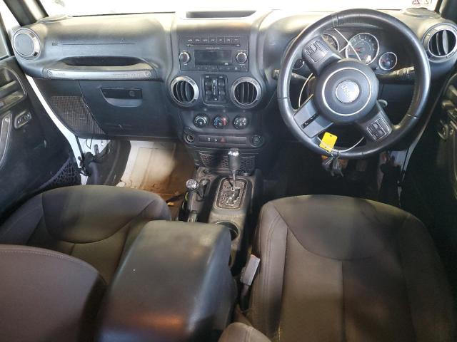 1C4BJWKG0HL635507 - 2017 JEEP WRANGLER U SPORT Biały zdjęcie 8