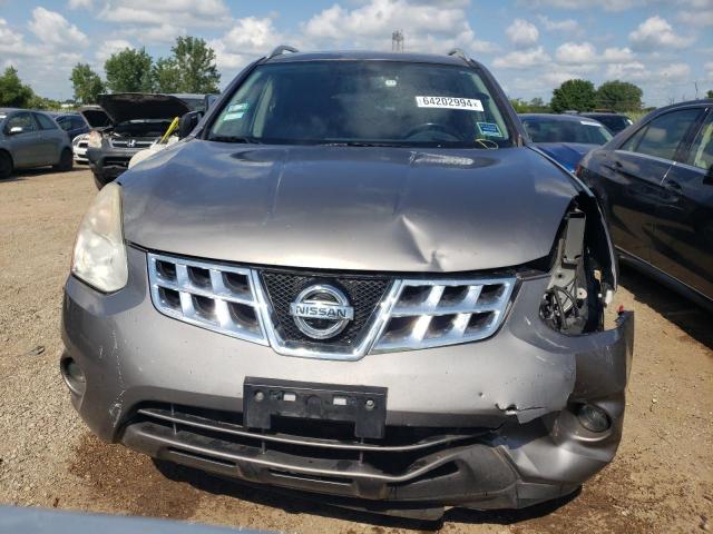 JN8AS5MV6DW643297 - 2013 NISSAN ROGUE S GRAY photo 5